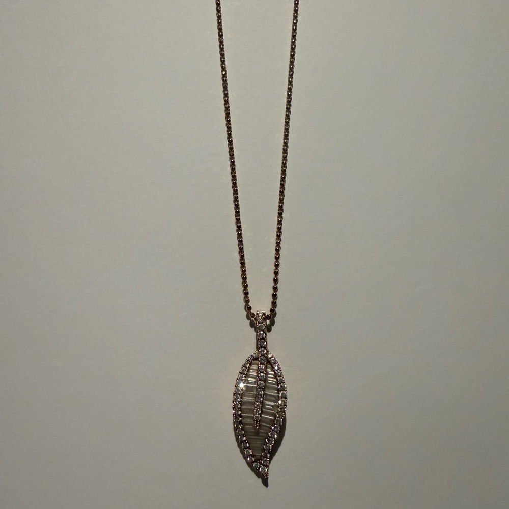 Anita Ko large leaf necklace